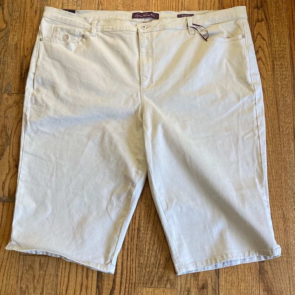New Gloria Vanderbilt Amanda Classic Fit Skimmer Mid-Rise Five Pockets Size 24 W